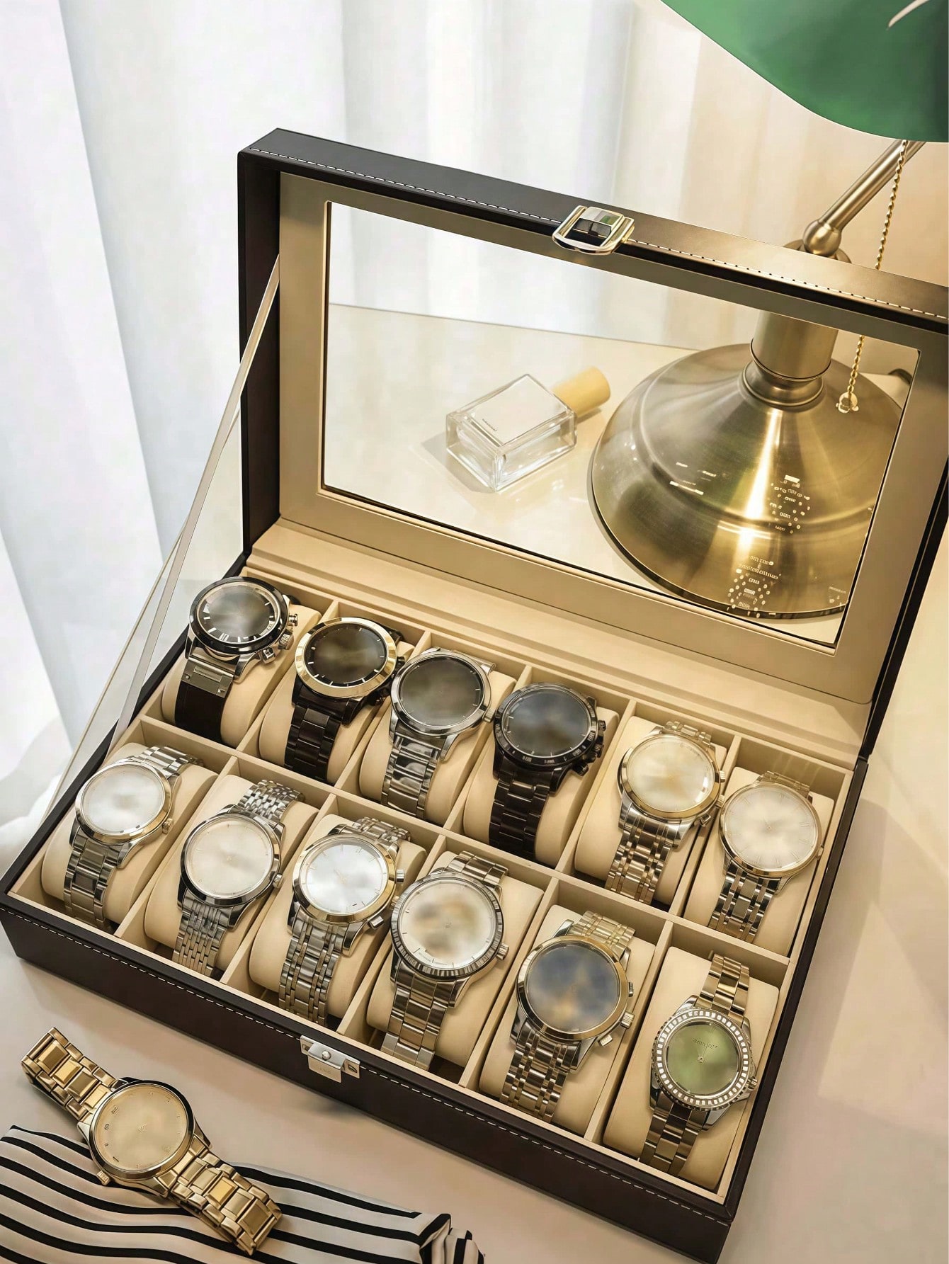 Leather Watch Box with Lock, L - огляд і ціна Jewelry Watches For Men
